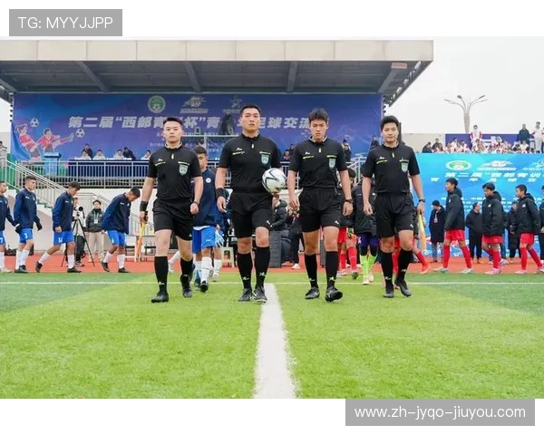 足球研讨会在推动青训体系与战术创新方面的实践成果