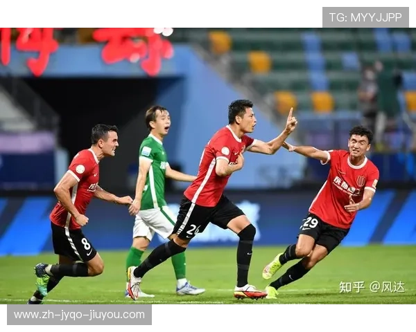 中超联赛战报成都蓉城力克青岛西海岸主场全取三分